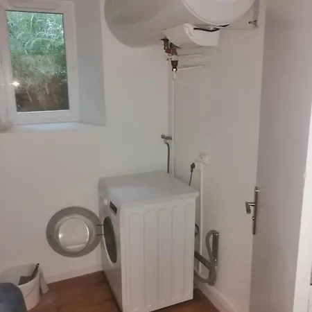 La Violette Apartment *